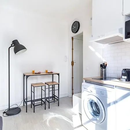 Parc Des Buttes-chaumont Apartamento